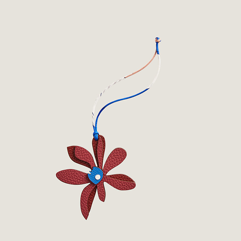 magnolia-charm--1071338 92-